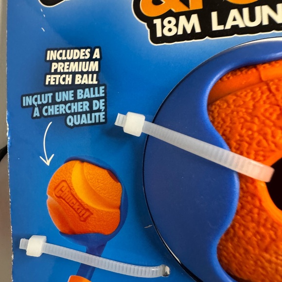 Chuck-It! Fetch & Fold Mini Launcher - Blue and Orange - Picture 6 of 7